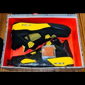 🌸SOLD🌸 Men’s Air Jordan’s 4 Retro